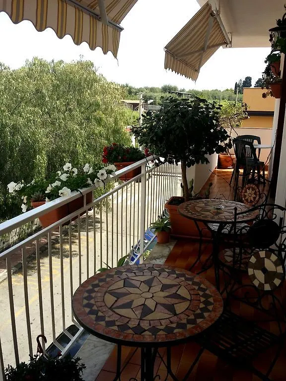B&B Triskèles Giardini-Naxos Couette-café