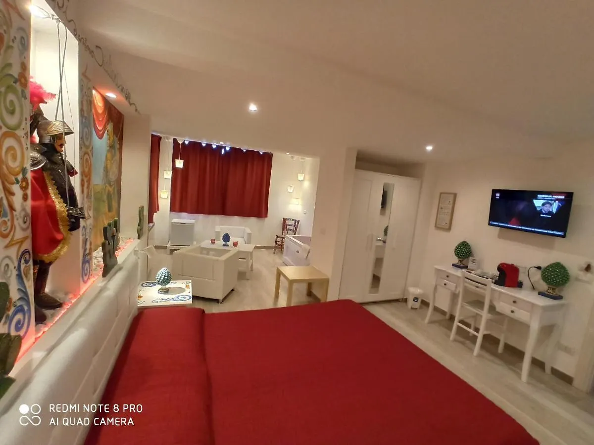 B&B Triskèles Giardini-Naxos Couette-café