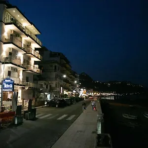 Отель La Riva