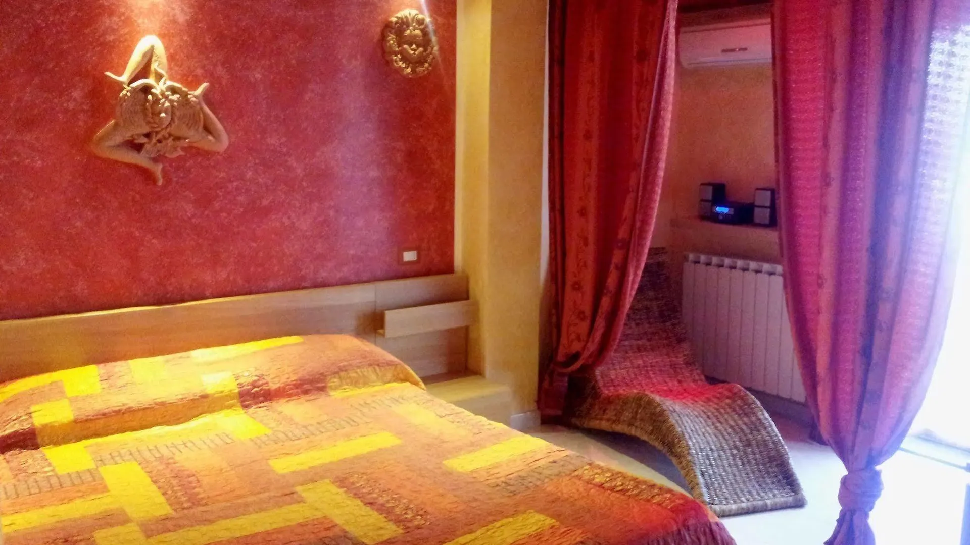 B&B Triskeles Giardini Naxos Bed & Breakfast