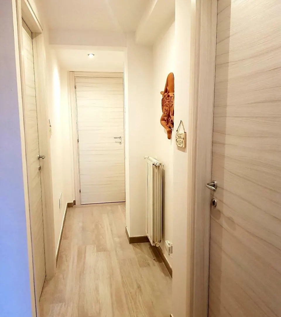 Bed & Breakfast B&B Triskeles Giardini Naxos
